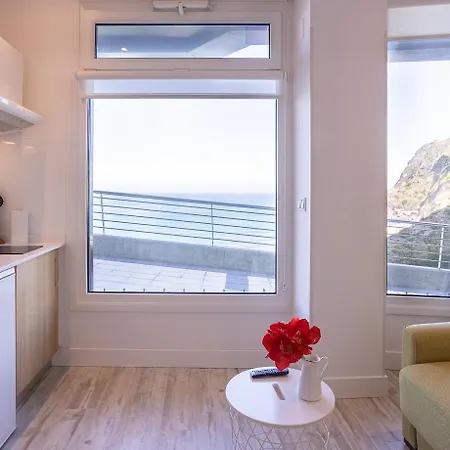 Kresala Vistas Al Mar By Egona Getaria