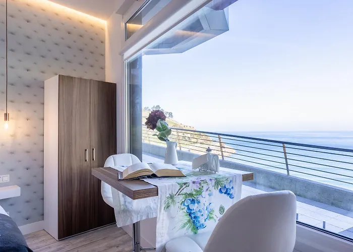 Kresala Vistas Al Mar By Egona *